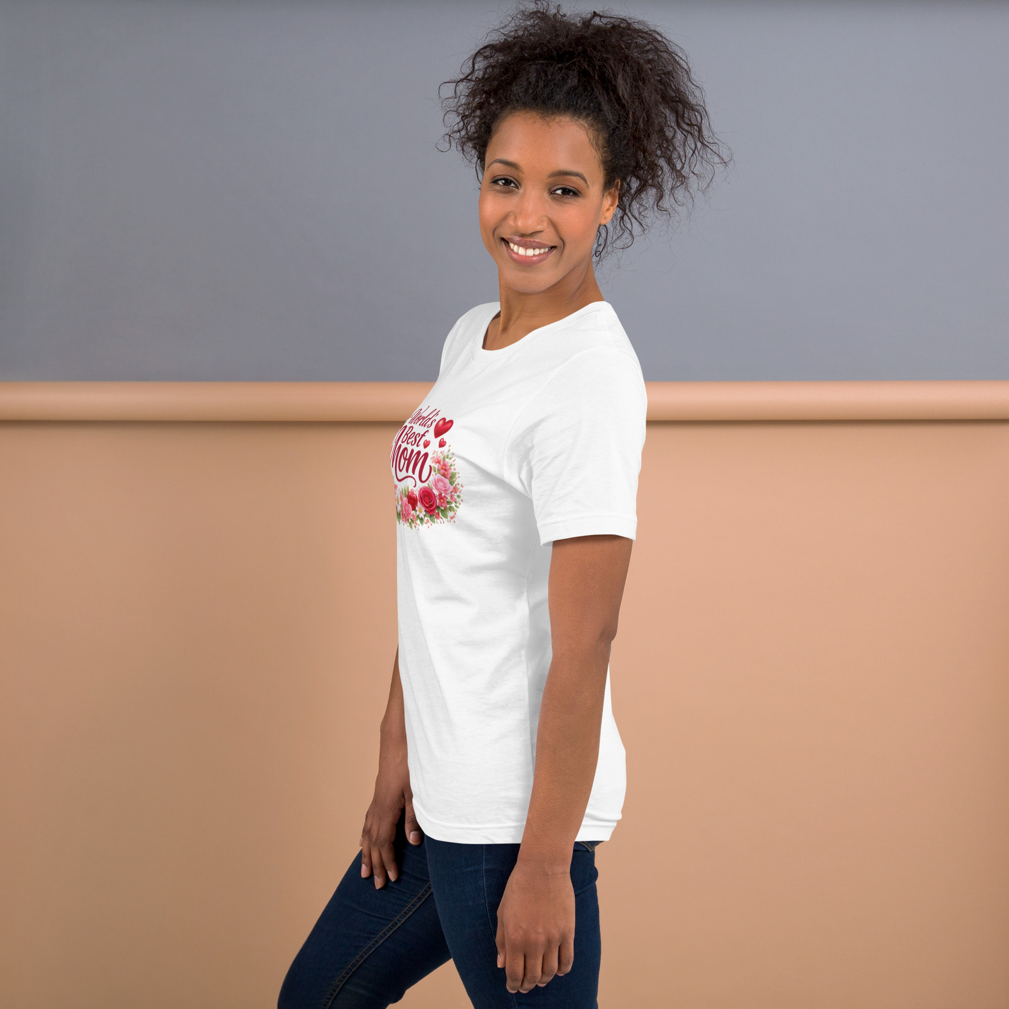 World's Best Mom Red Flowery T-Shirt - Image 26