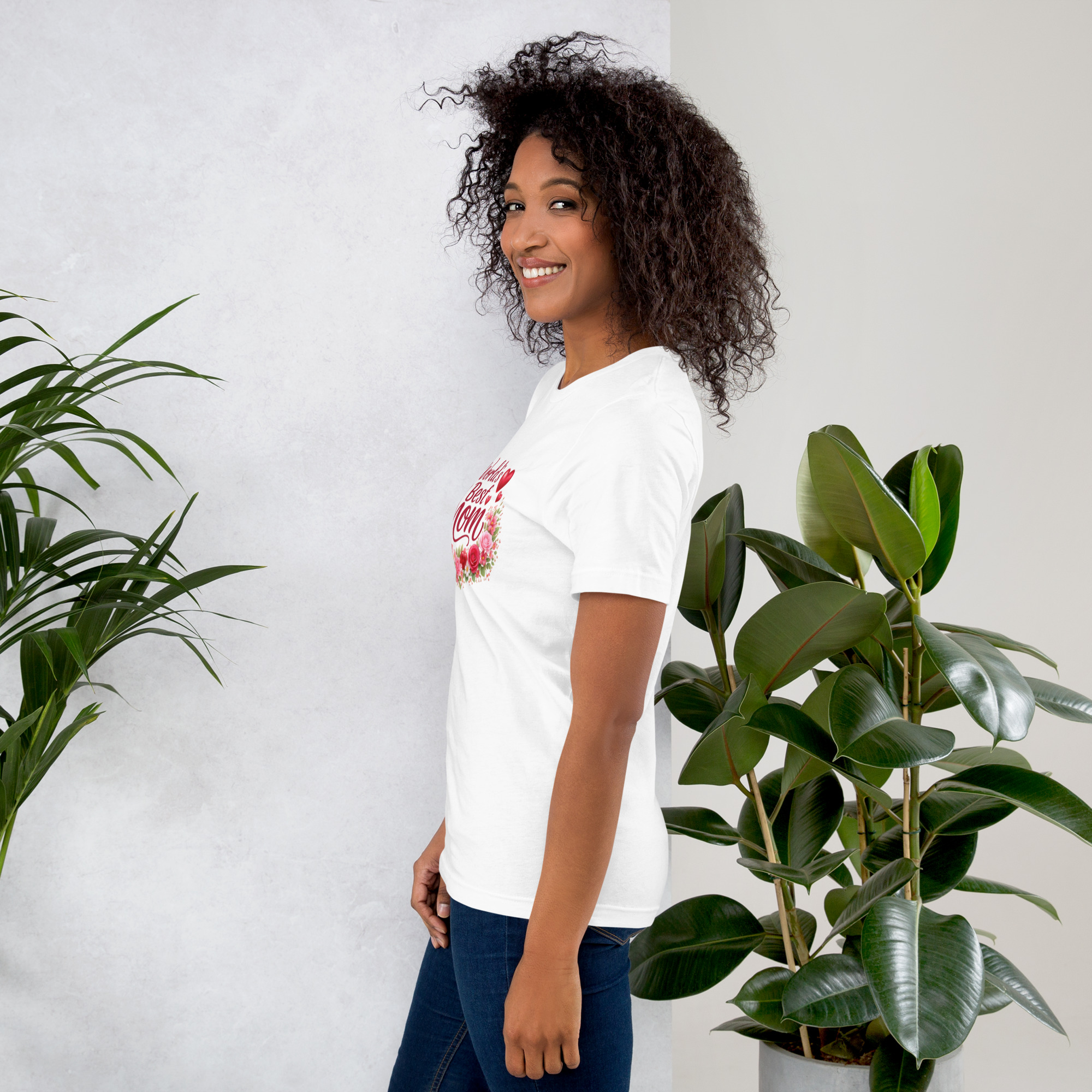 World's Best Mom Red Flowery T-Shirt - Image 30